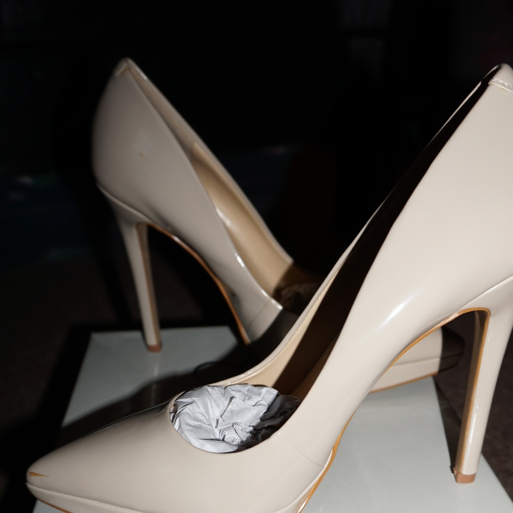 Jessica Simpson Heels - Picture 1 of 4